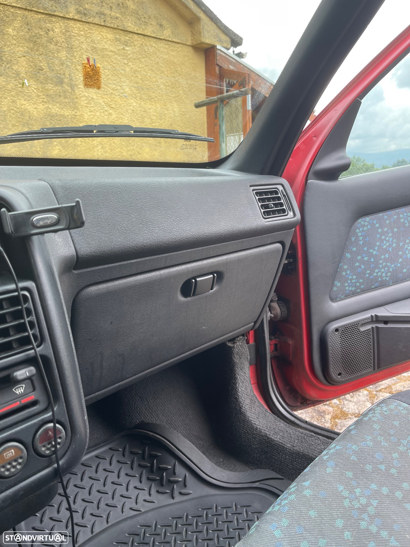 Peugeot 106 - 5