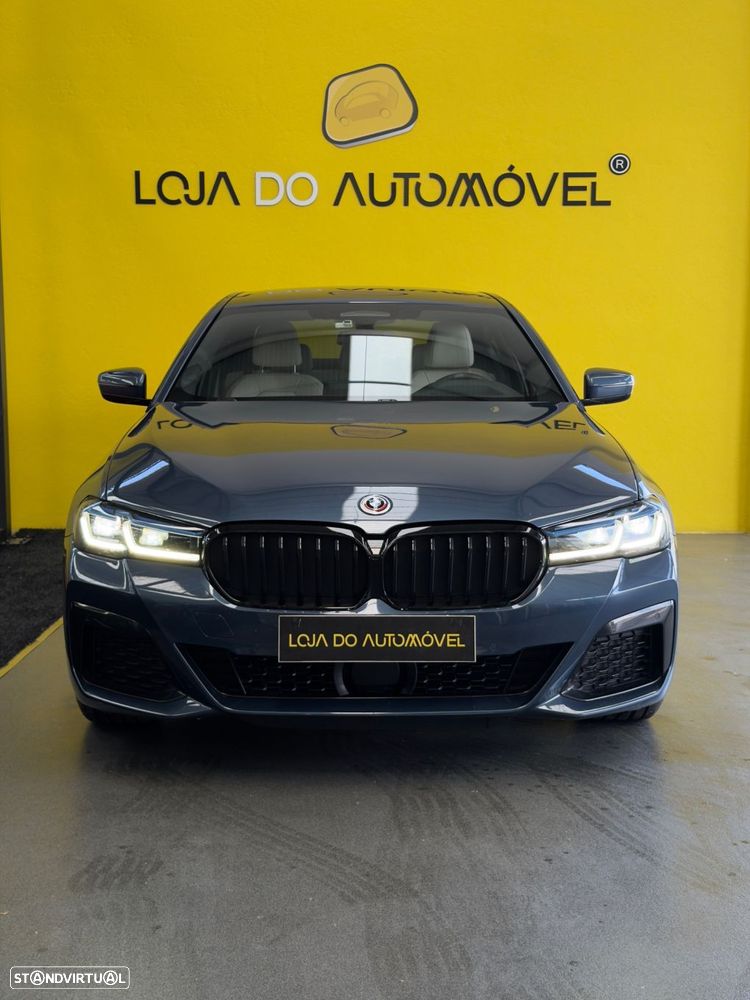 BMW 530 e Pack 50 anos M - 4
