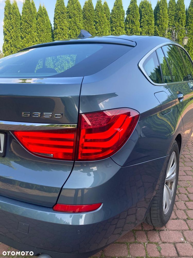 BMW 5GT - 7
