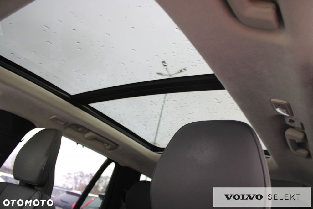 Volvo XC 90 - 21