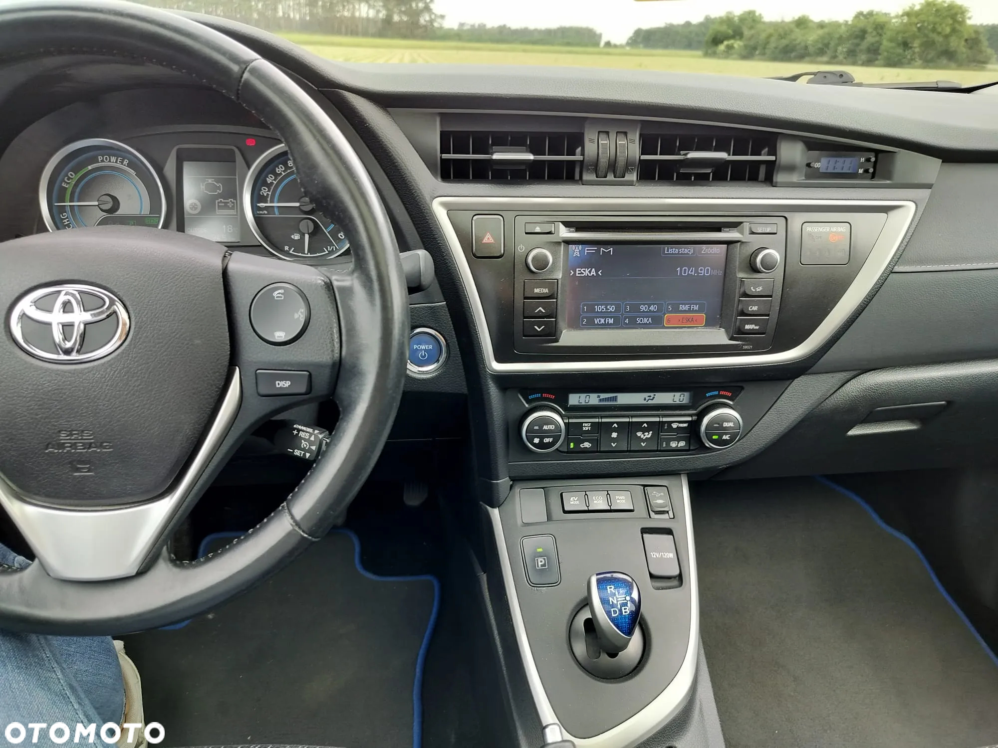 Toyota Auris - 12
