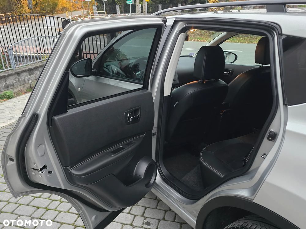 Nissan Qashqai 1.6 360 - 19