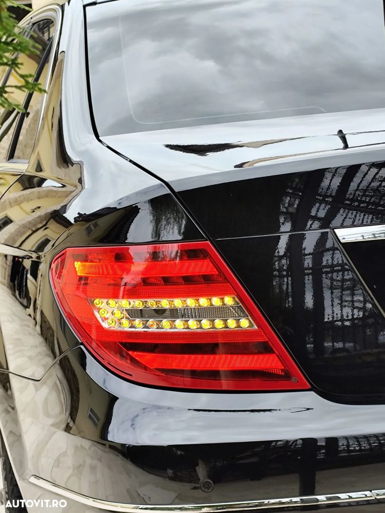 Mercedes-Benz C - 17