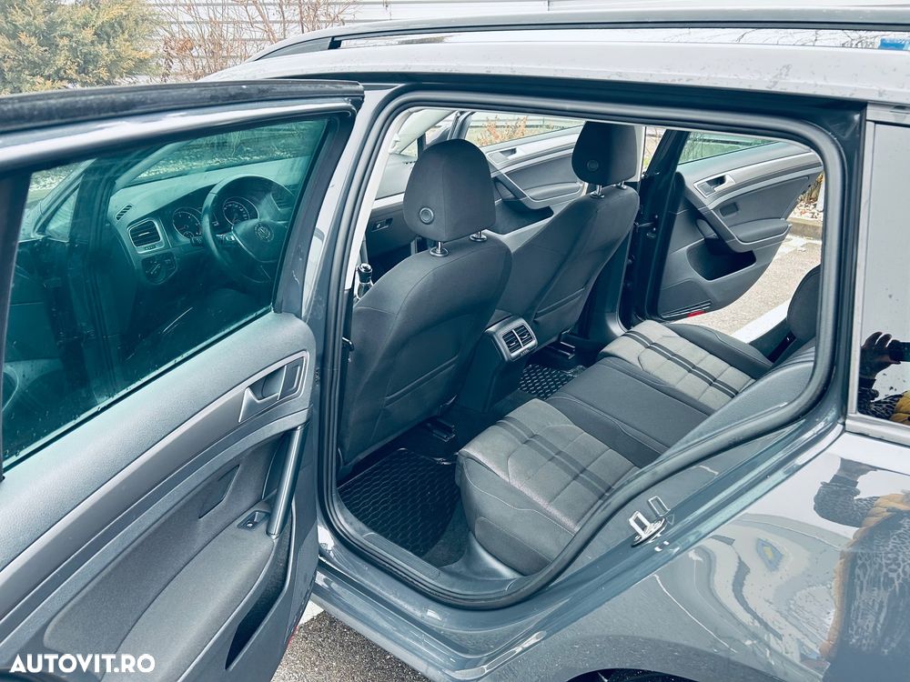 Volkswagen Golf 1.6 TDI 4Motion BlueMotion Technology Comfortline - 6