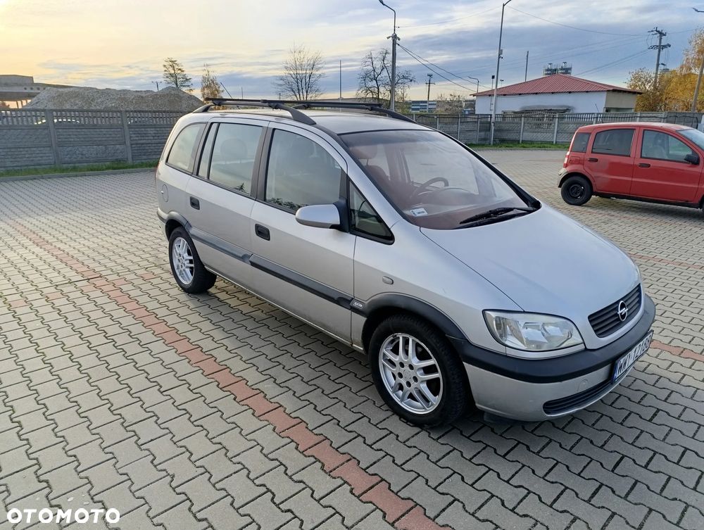 Opel Zafira 2.0 DTI - 4