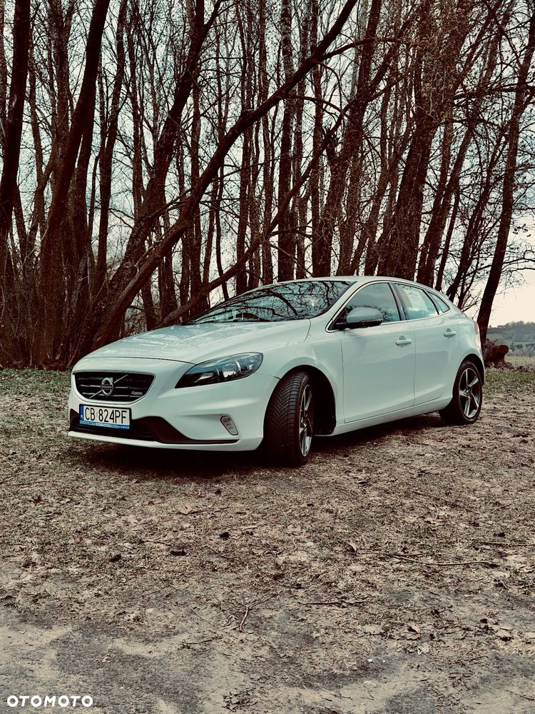Volvo V40 D2 R-Design - 2