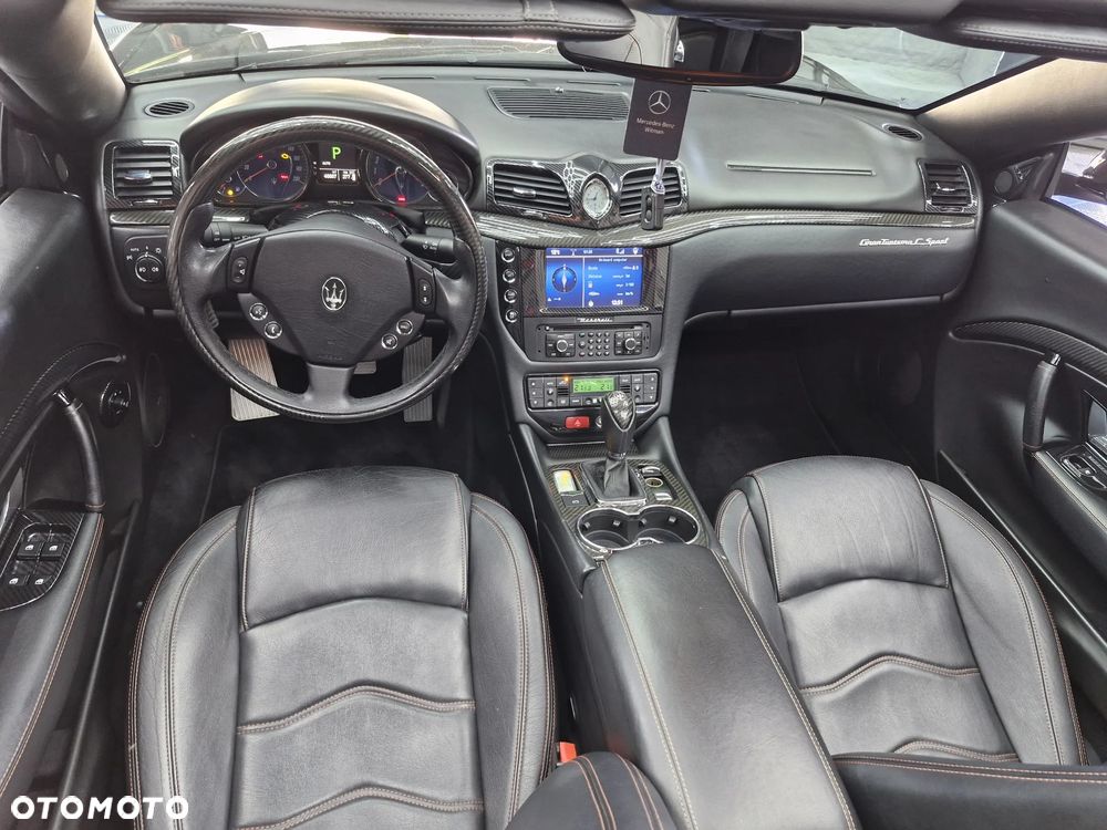 Maserati GranCabrio - 11