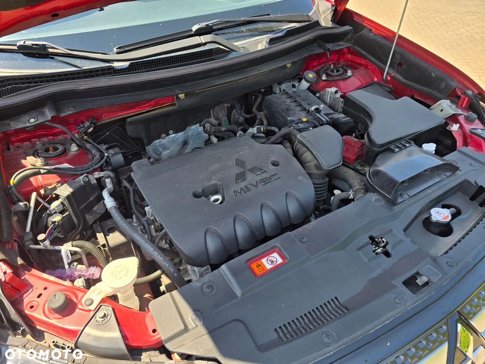 Mitsubishi Outlander - 18