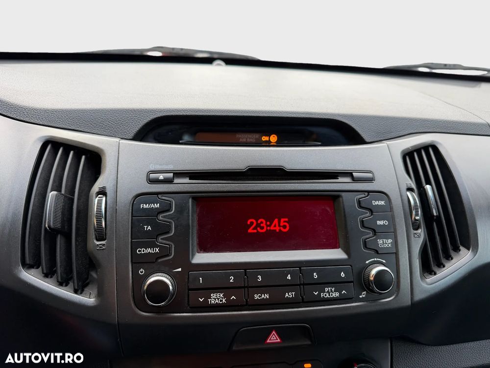 Kia Sportage 1.7 CRDI 2WD Attract - 14