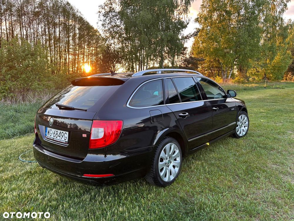 Skoda Superb 1.8 TSI Ambition DSG - 13