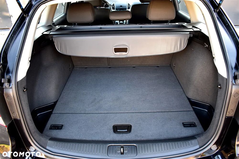 Chevrolet Cruze Station Wagon 1.6 LT - 22