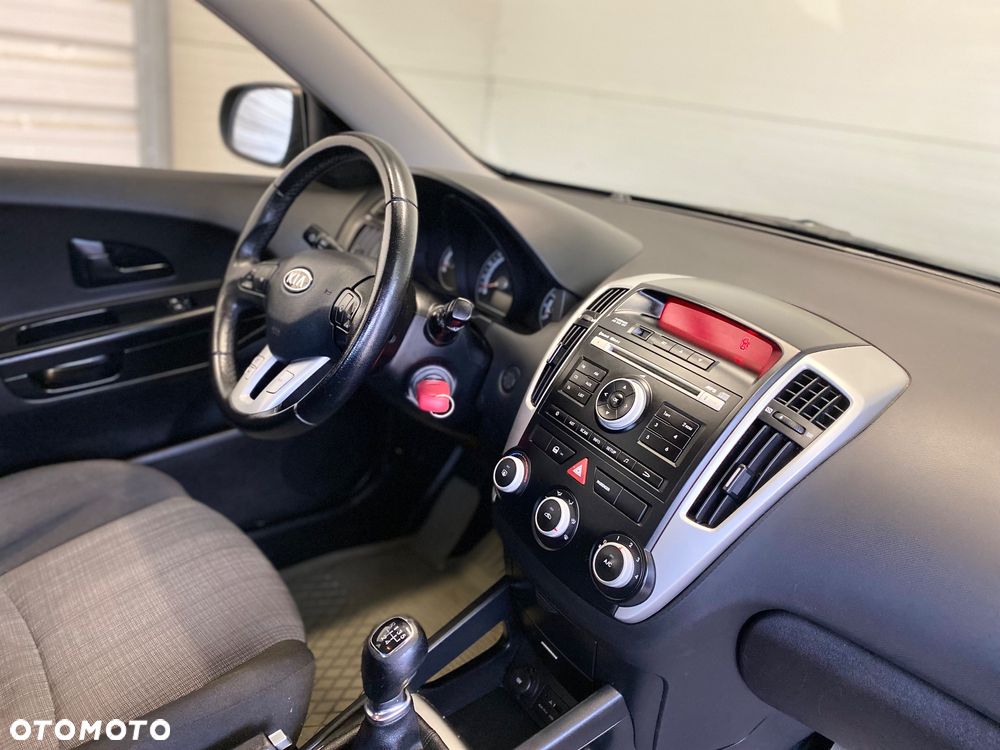 Kia Ceed Cee'd 1.4 Comfort + - 10