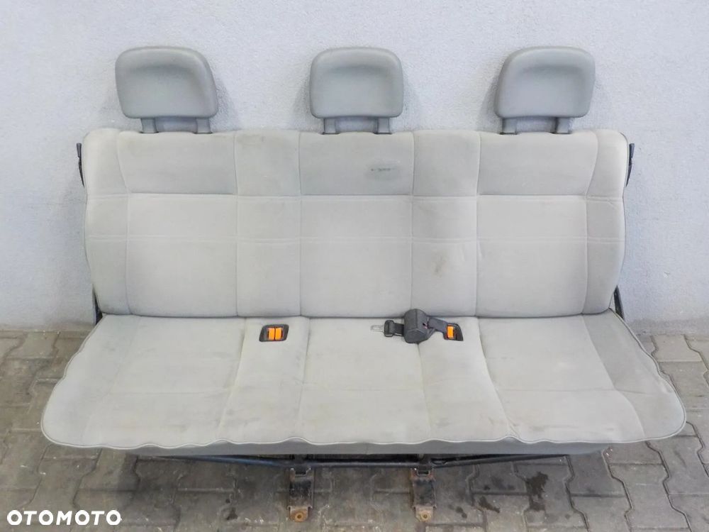 VW T4 FOTEL POTRÓJNY KANAPA ŁAWKA TYŁ TYLNA - 2