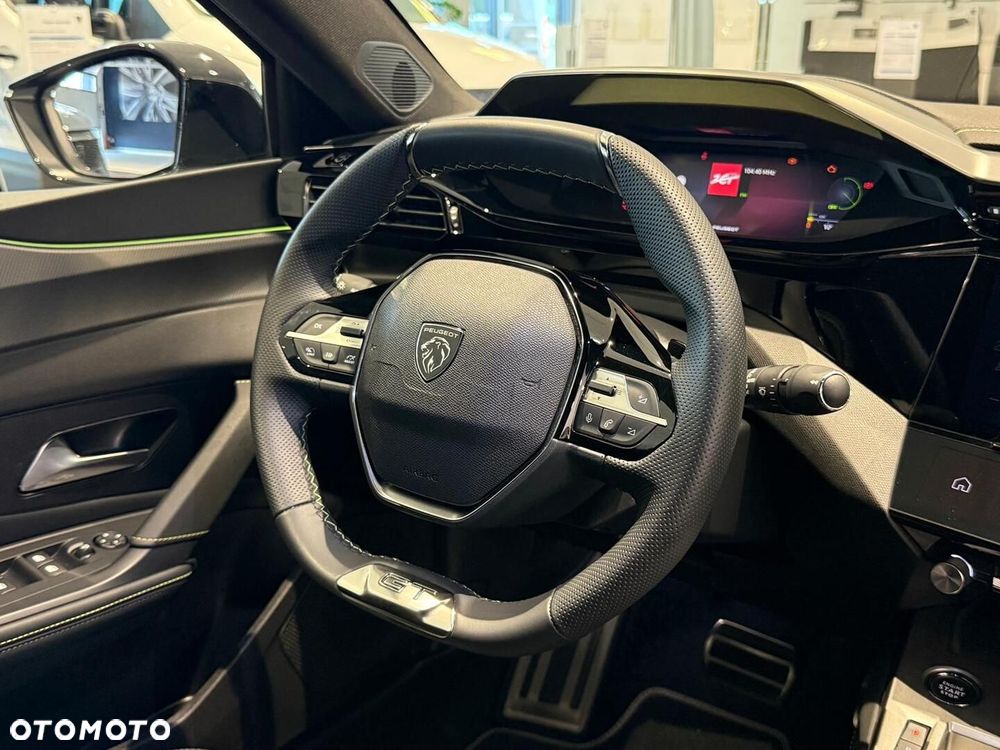 Peugeot 408 - 20