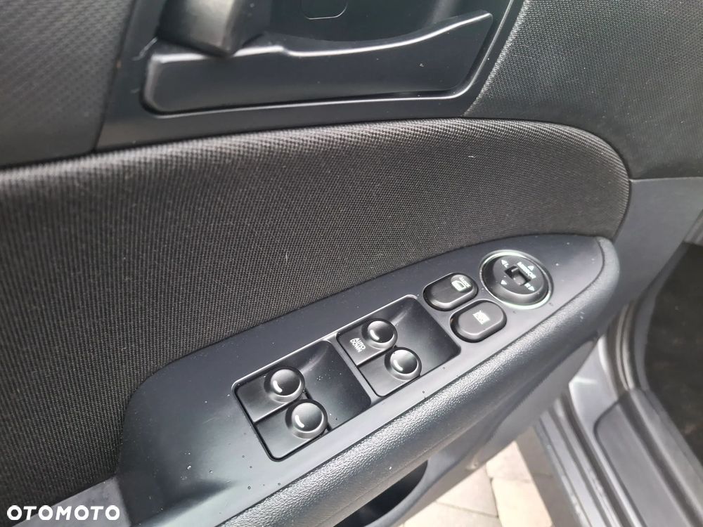 Hyundai i30 1.6 CRDi Comfort - 29