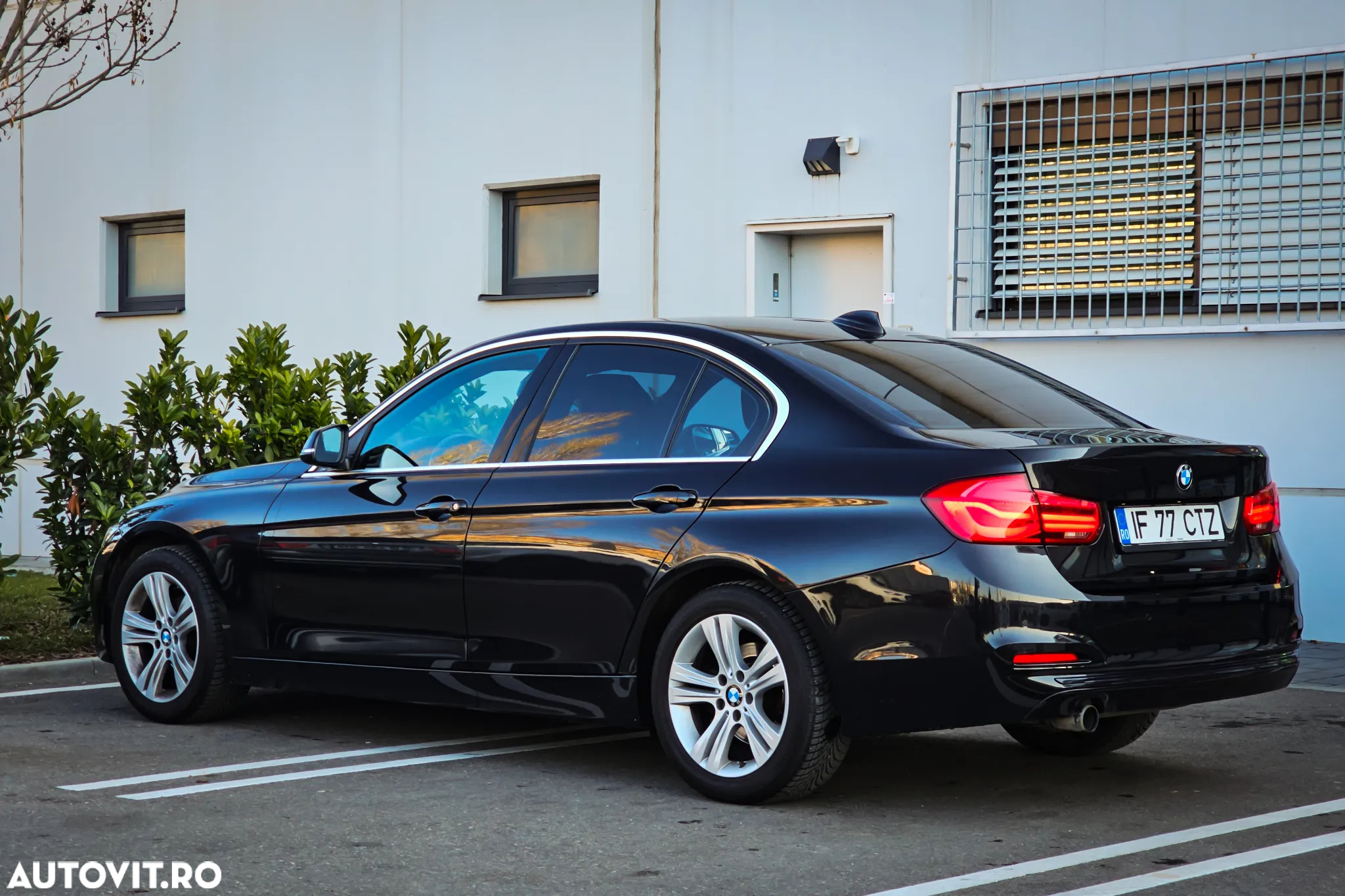 BMW Seria 3 318i Aut. Sport Line - 5