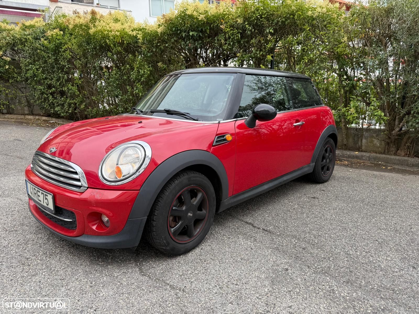 MINI 3 Portas Cooper D - 1