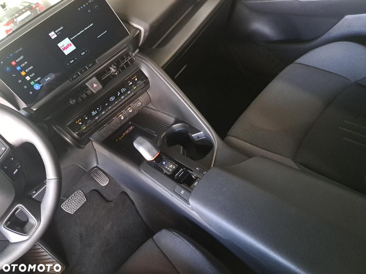 Toyota C-HR - 24