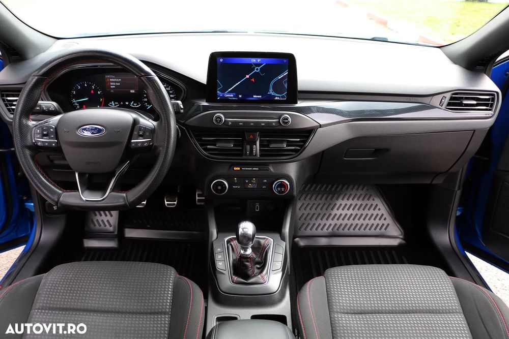 Ford Focus 1.0 EcoBoost Start-Stopp-System ST-LINE DESIGN - 6