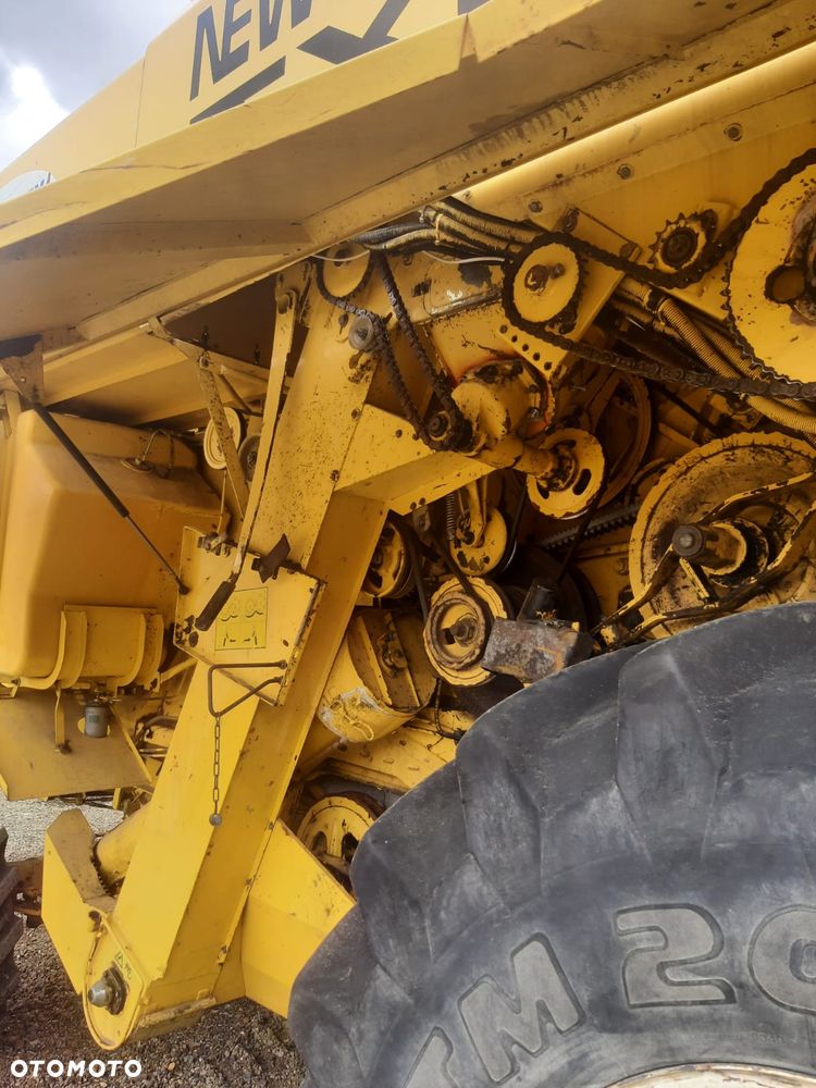 New Holland TX66 - 8