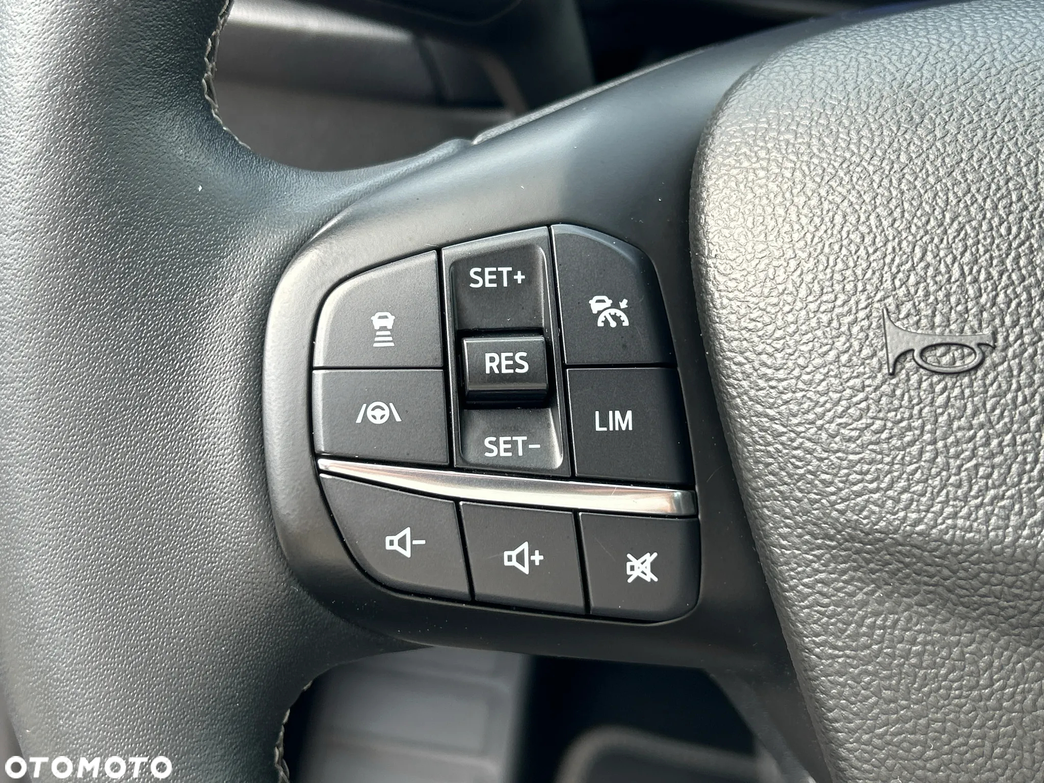 Ford Focus 1.0 EcoBoost Start-Stopp-System TITANIUM X - 15