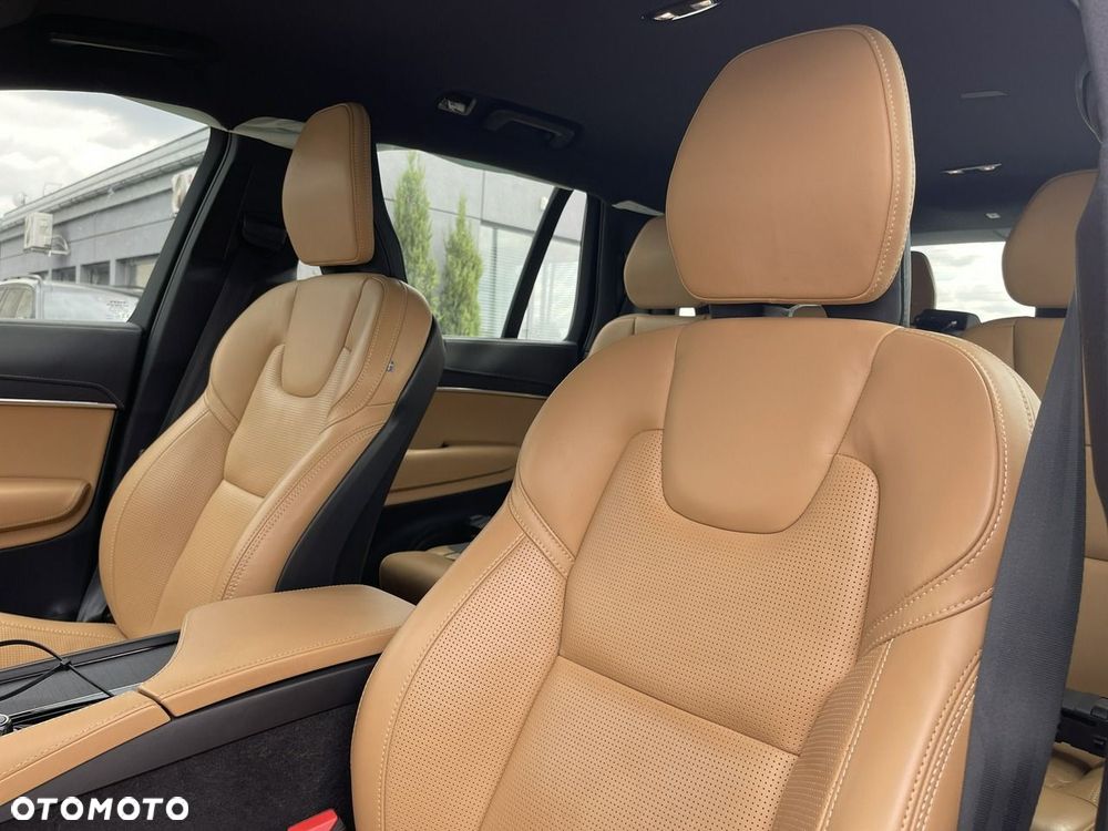 Volvo XC 90 B5 D AWD Geartronic Momentum Pro - 15