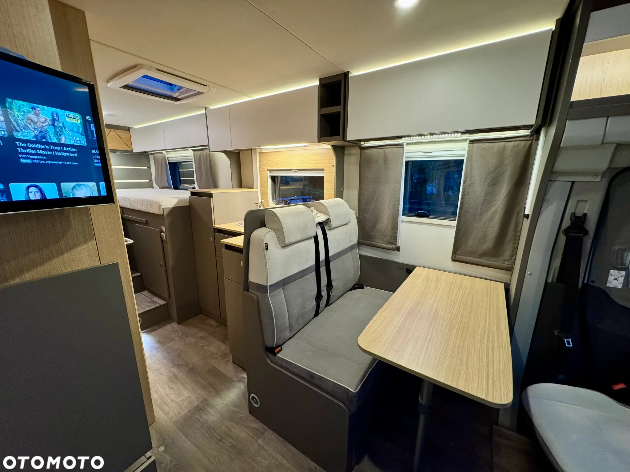 LMC Hymer H664 2023 Jak NOWY piękny kamper półintegra 4os bdb dopos. FV23% - 6