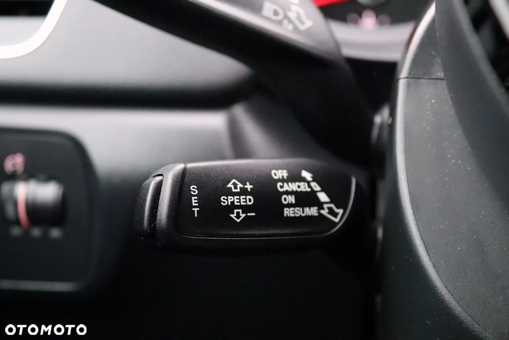 Audi Q3 1.4 TFSI Sport S tronic - 29