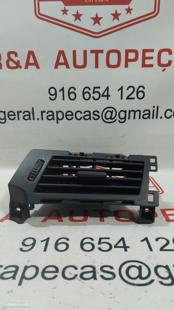 Difusor Saida de ar Lado Direito BMW Serie 5 E61 E60 Original - 1