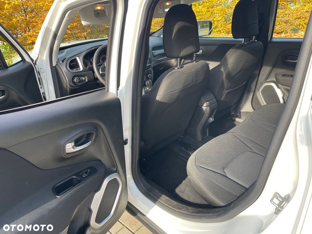 Jeep Renegade 1.3 GSE T4 Turbo Longitude FWD S&S - 31