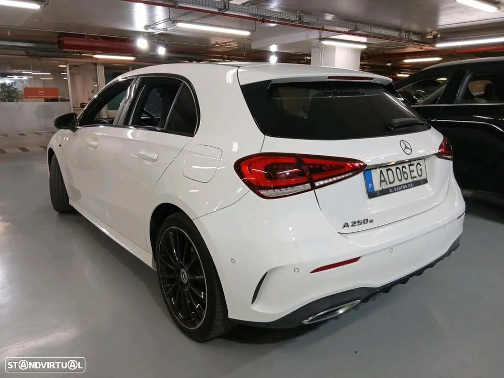 Mercedes-Benz A 250 e Style Plus - 2