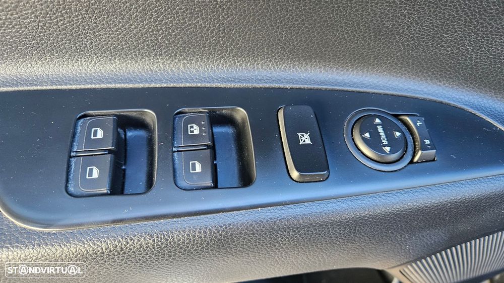 Kia Stonic 1.2 Dynamic - 28