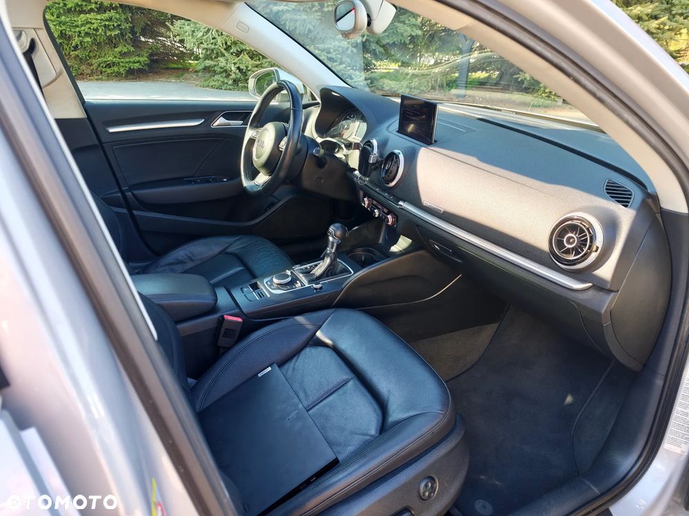 Audi A3 Limousine 2.0 TFSI quattro S tronic design - 12