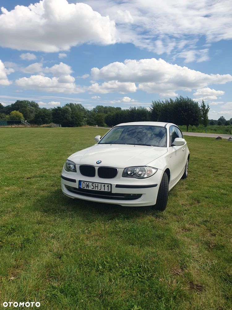 BMW Seria 1 - 22