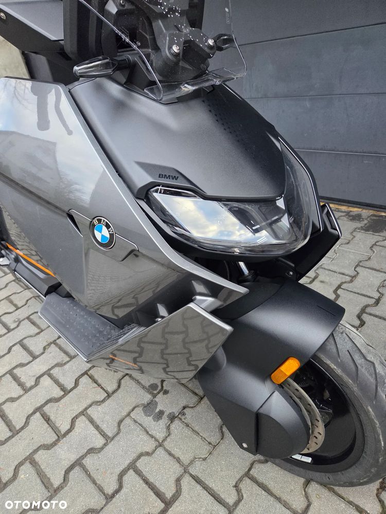BMW CE 04 - 11