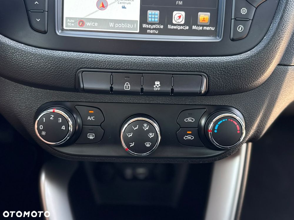Kia Ceed 1.6 GDI L Business Line - 26