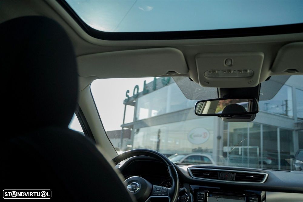 Nissan Qashqai 1.5 dCi N-Connecta 18 - 16