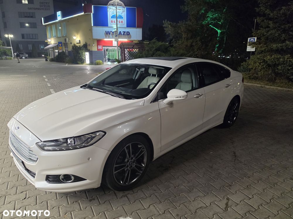 Ford Fusion 2.0 EcoBoost Titanium - 3