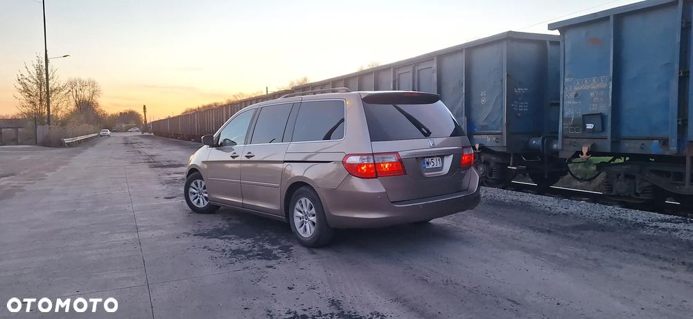 Honda Odyssey 3.5 LX - 5