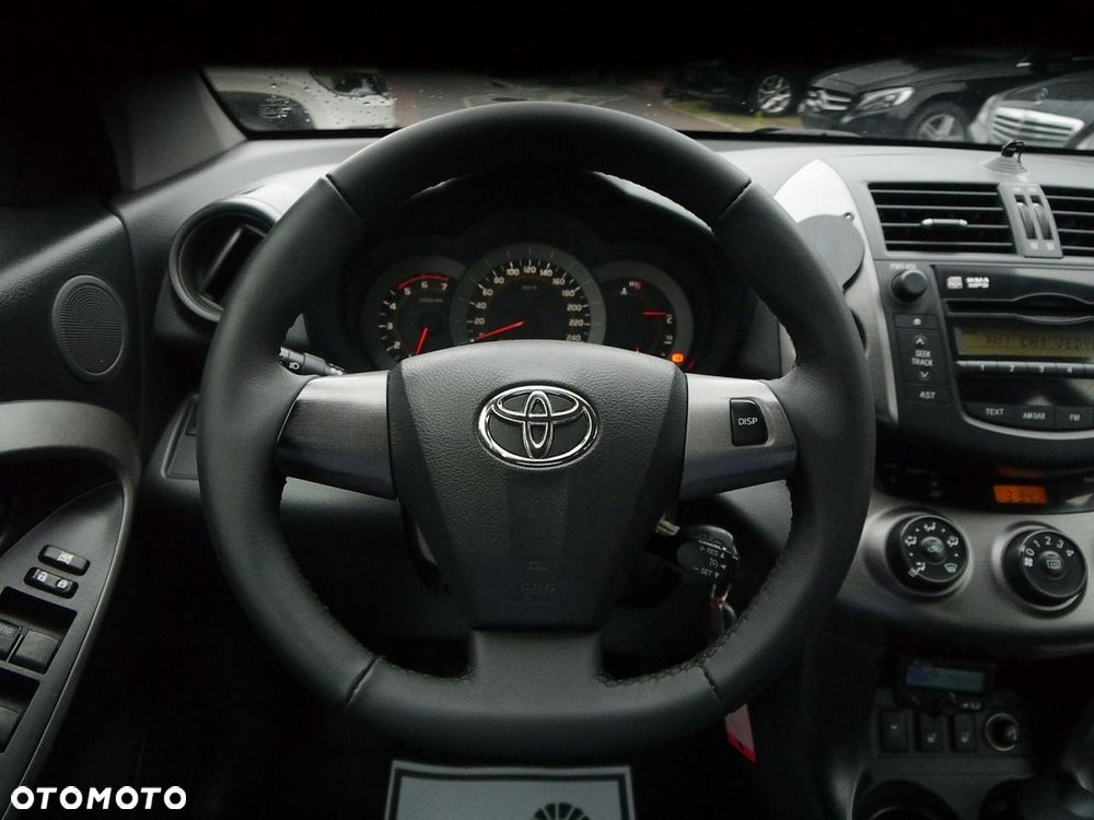 Toyota RAV4 2.2 D-4D 4x4 Sol - 20