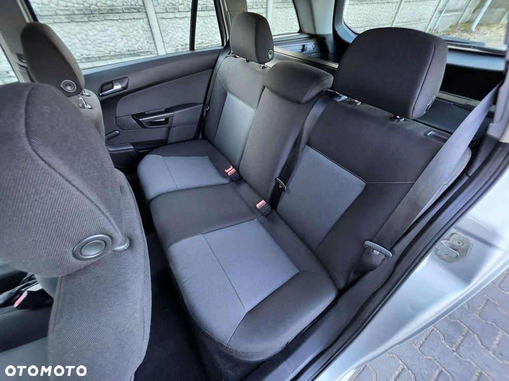 Opel Astra - 23