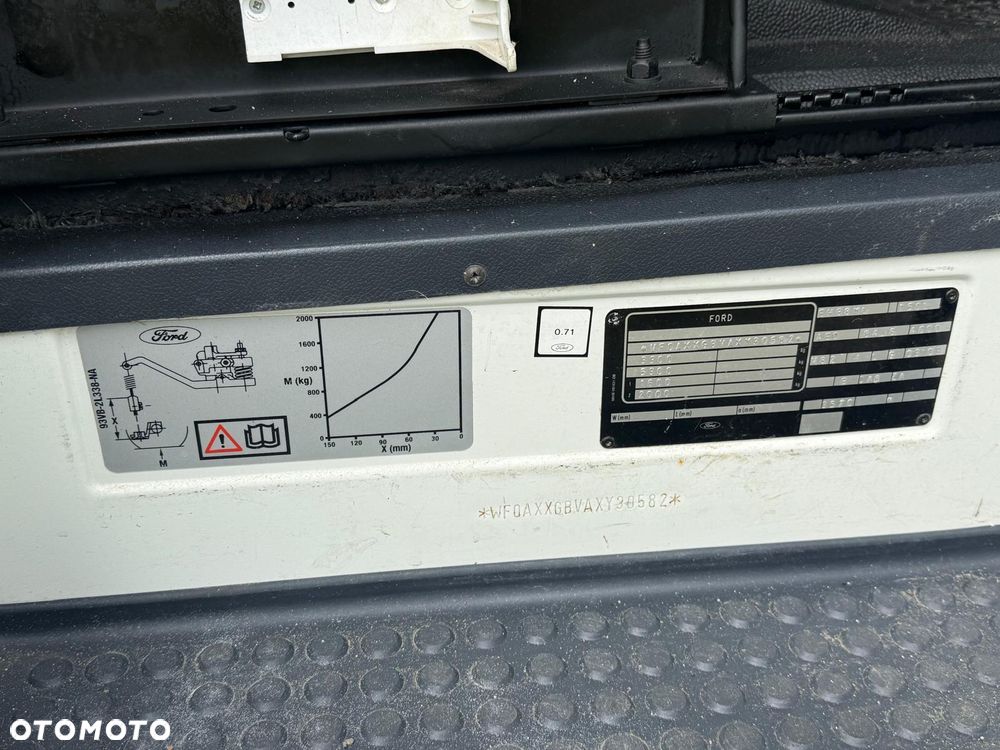 Ford Transit - 10