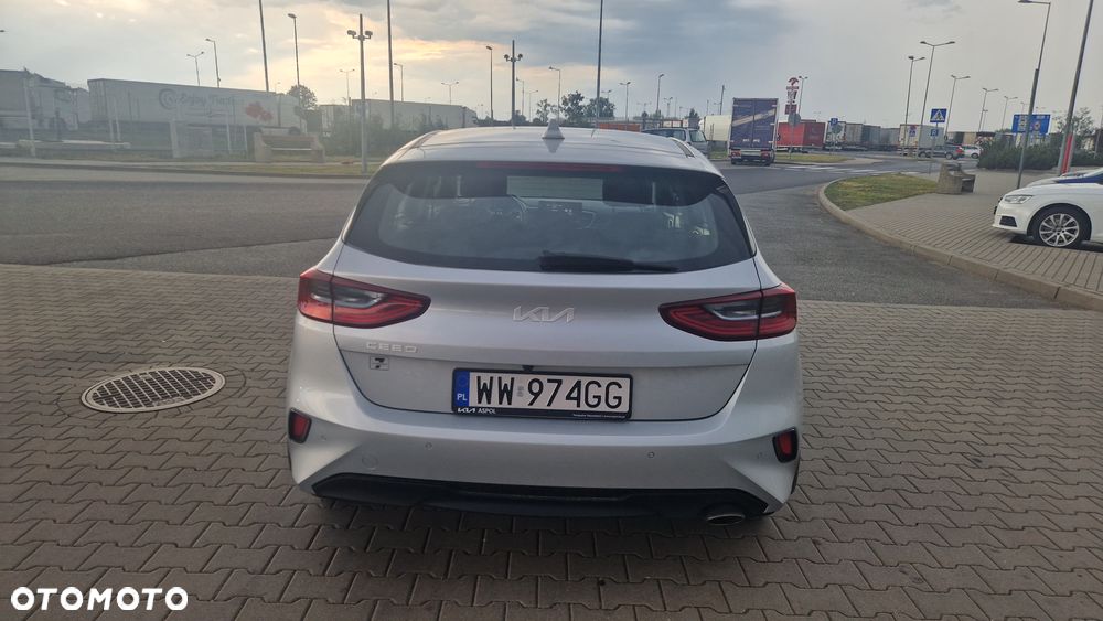 Kia Ceed 1.5 T-GDI M - 4