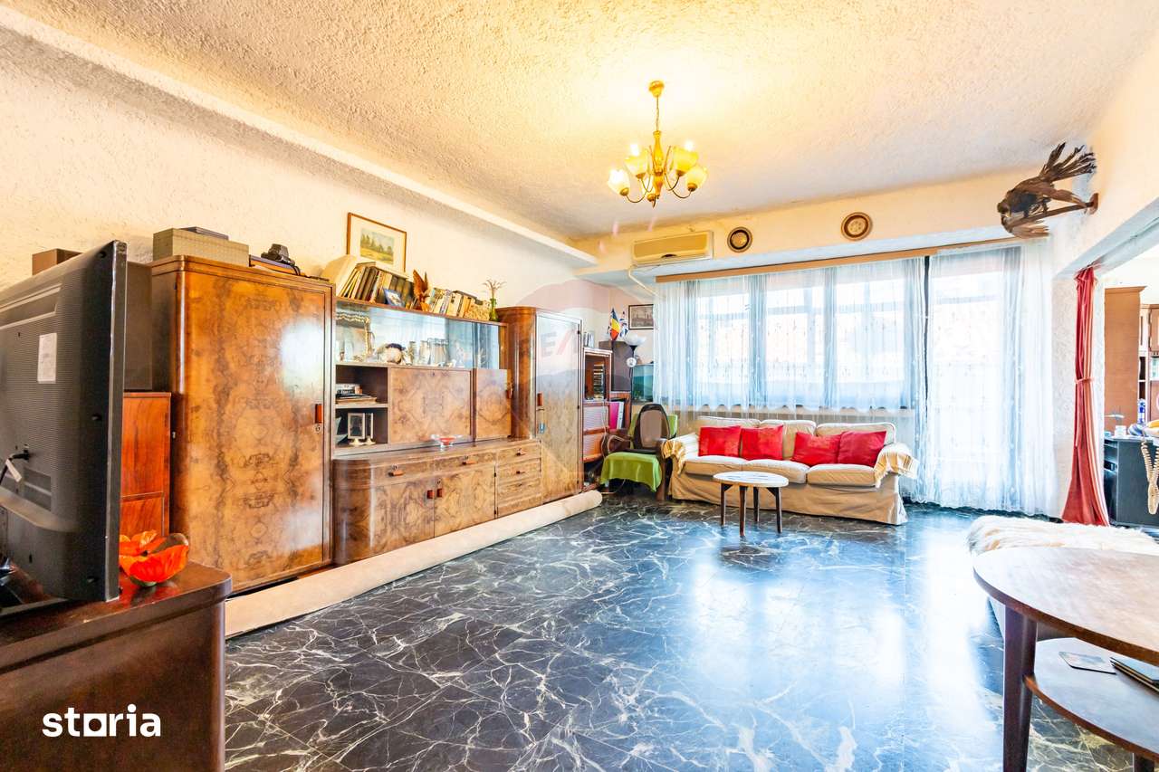 Living area of Apartament 4 bedroom in Strada Pictor Iscovescu Barbu