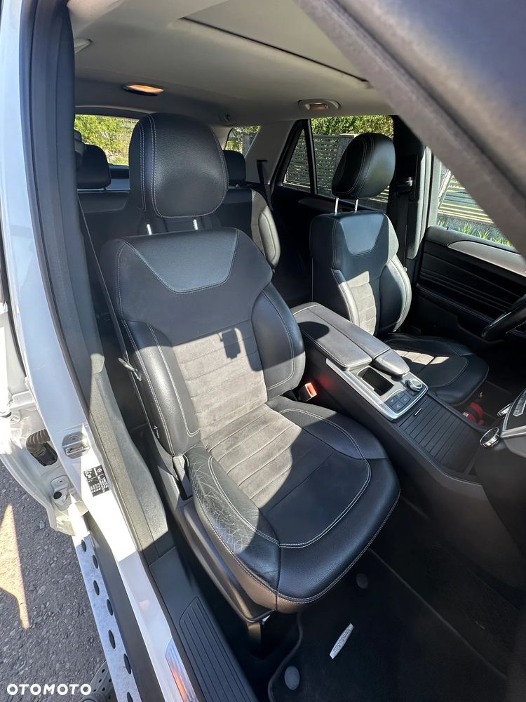 Mercedes-Benz ML 350 BlueTEC 4-Matic - 25