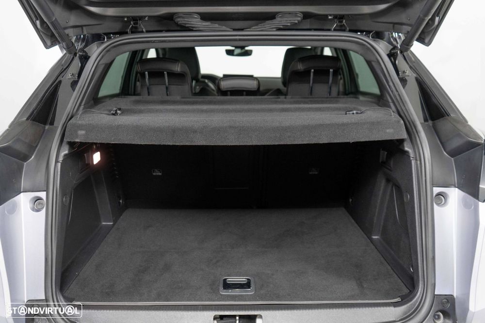 Peugeot 3008 1.6 Hybrid GT Pack e-EAT8 - 11