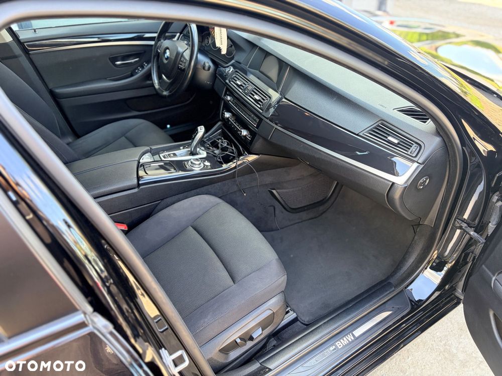 BMW Seria 5 518d Business Edition - 18