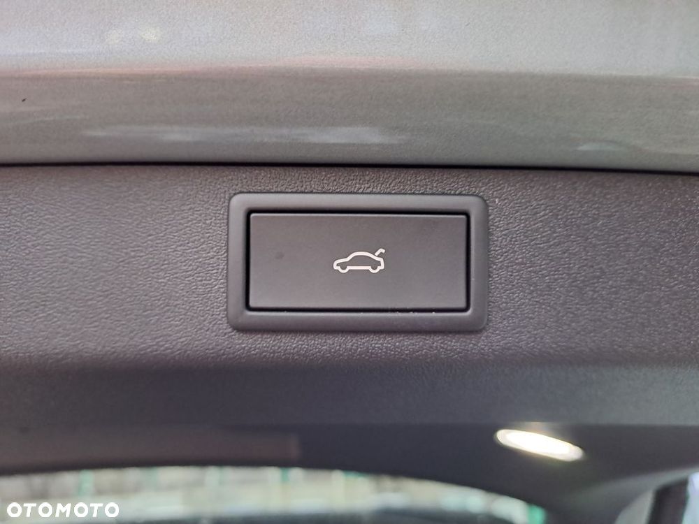 Skoda Elroq 85 82kWh Sportline - 8