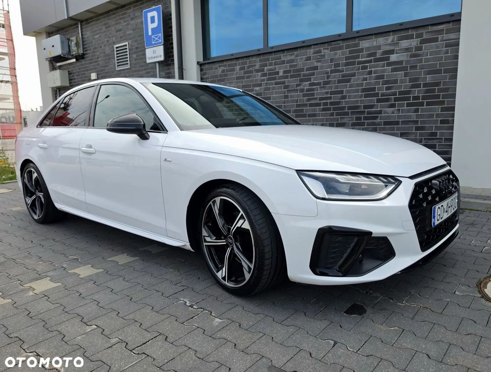Audi A4 Limousine 35 TFSI mHEV S Line S tronic - 2