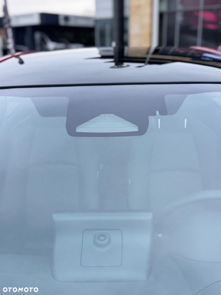 Toyota Yaris Hybrid 1.5 Premiere Edition - 10